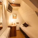 Hotel The Townhouse 2*