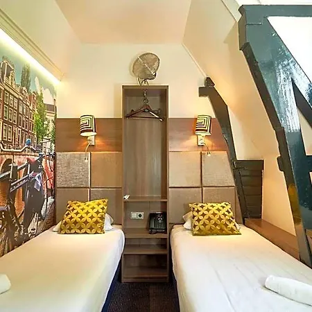 The Townhouse Hotel 2*