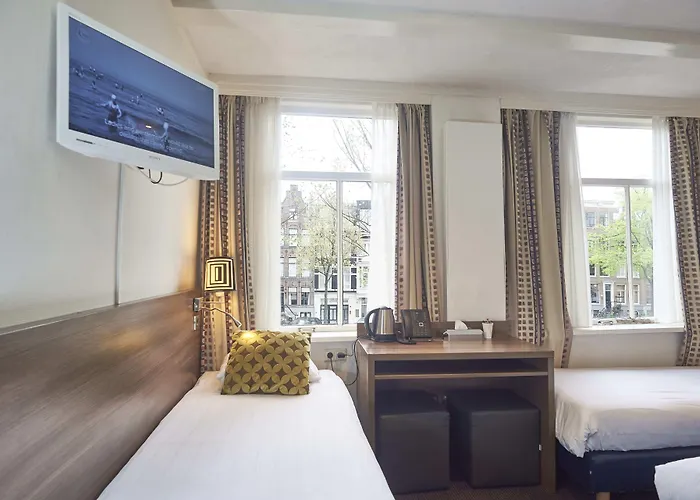 ذا تاونهاوس فندق