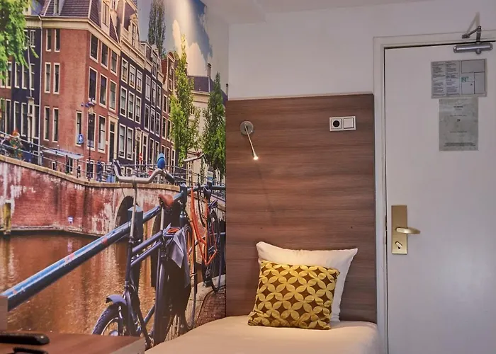 ذا تاونهاوس فندق 2*