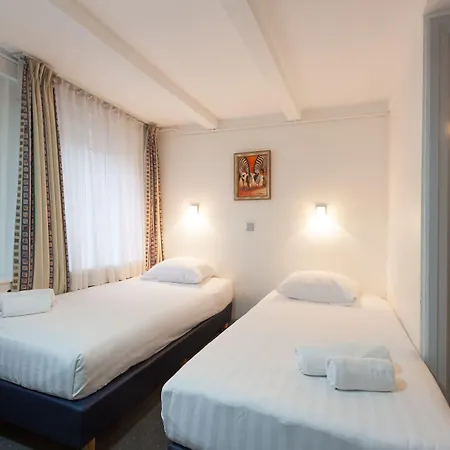 The Townhouse Hotel 2*