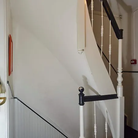 The Townhouse Отель 2*