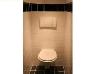 The Townhouse 2*