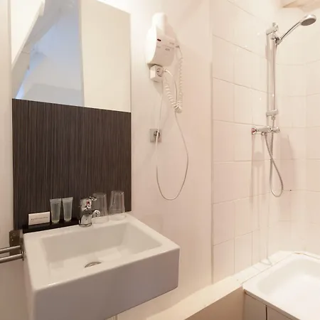 The Townhouse Otel